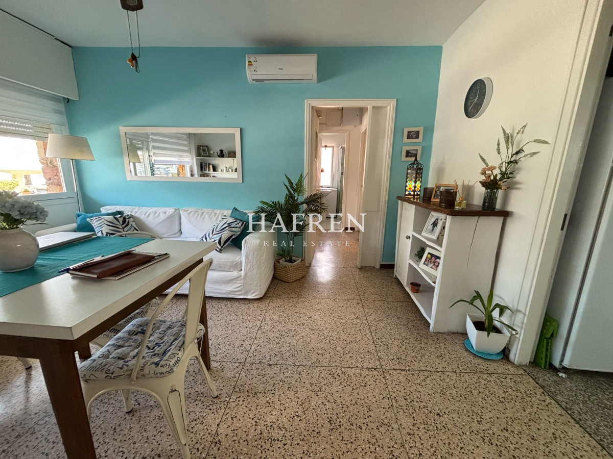 Apartamento ID.310 - Apartamento de 2 dormitorios en venta, Península - Punta del Este