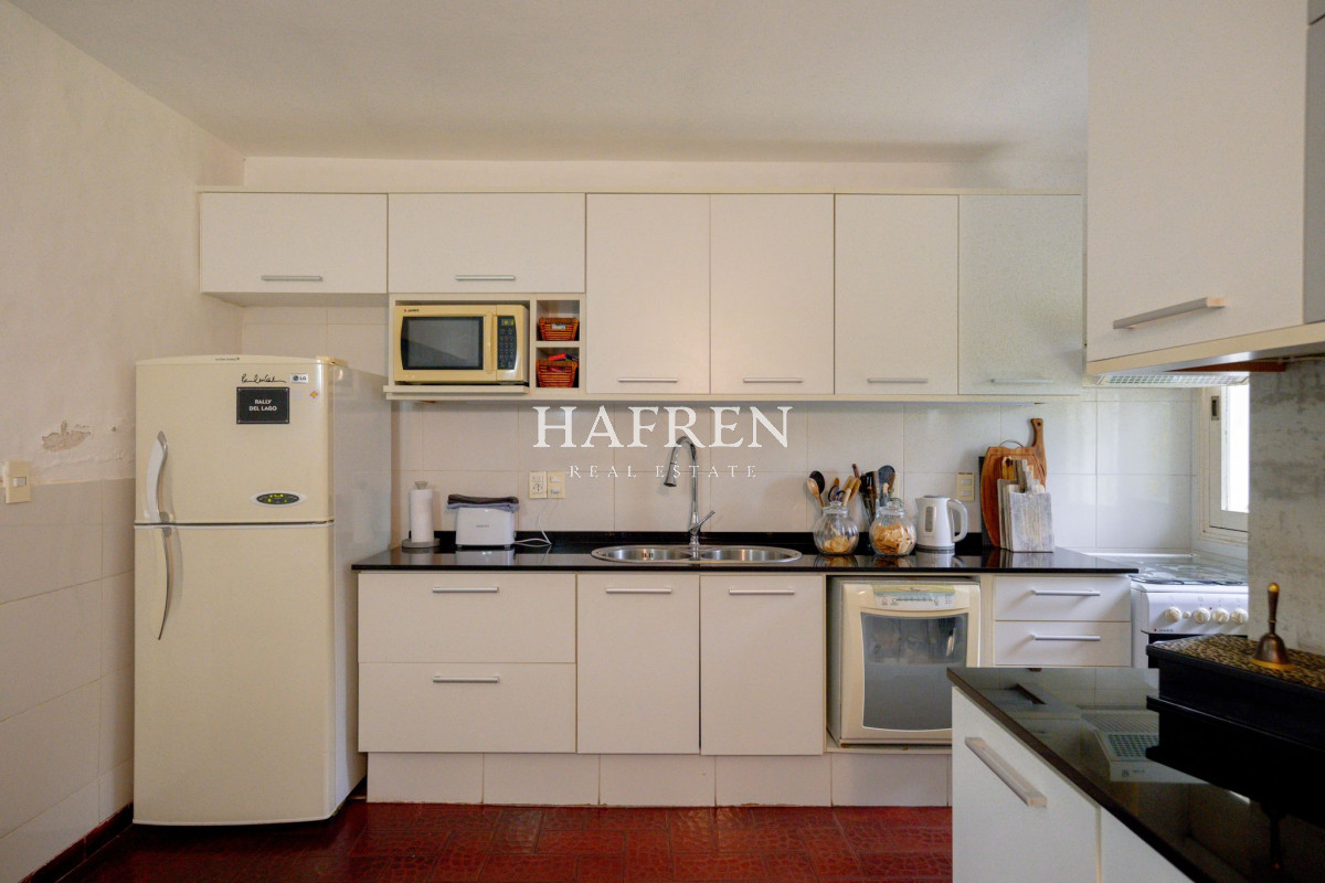 Casa ID.480 - OPORTUNIDAD!!! CASA A LA VENTA EN LA MANSA A 100 MTS DEL MAR