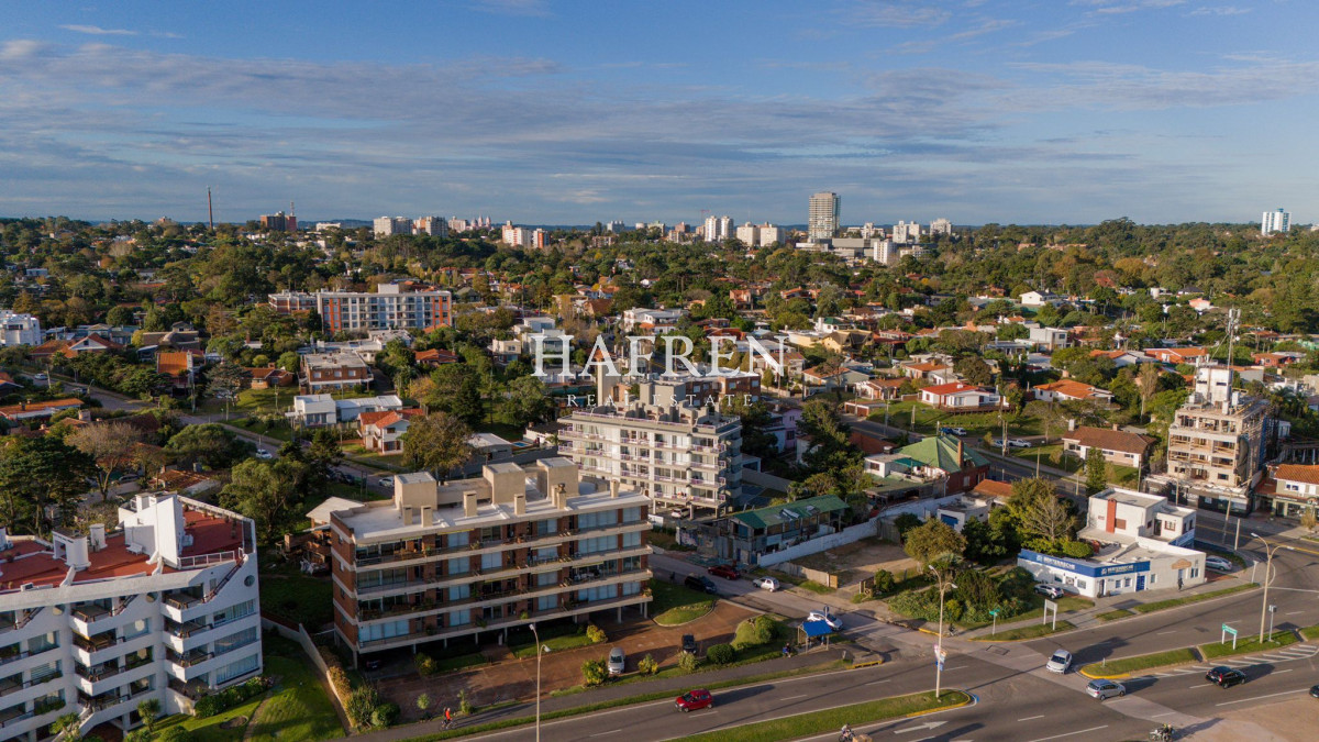 Casa ID.480 - OPORTUNIDAD!!! CASA A LA VENTA EN LA MANSA A 100 MTS DEL MAR