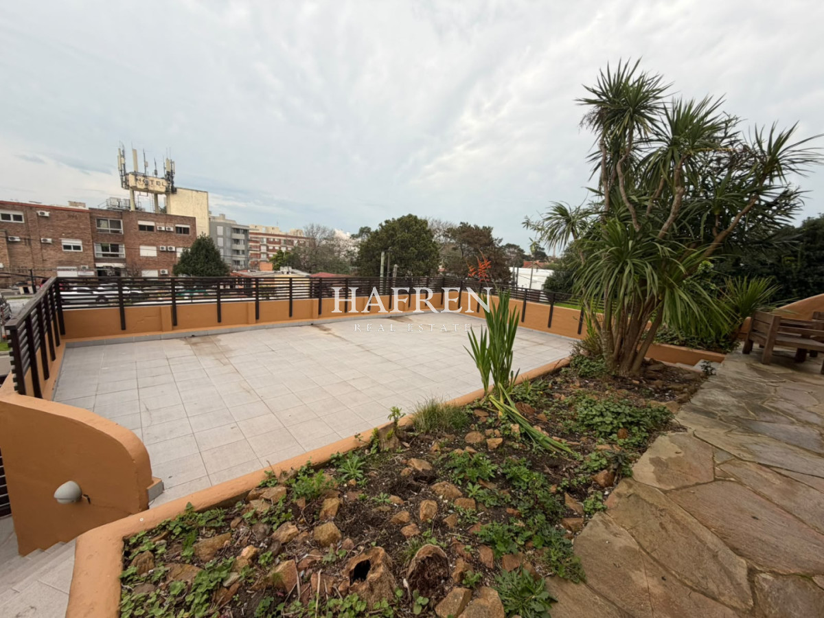 Casa ID.480 - OPORTUNIDAD!!! CASA A LA VENTA EN LA MANSA A 100 MTS DEL MAR