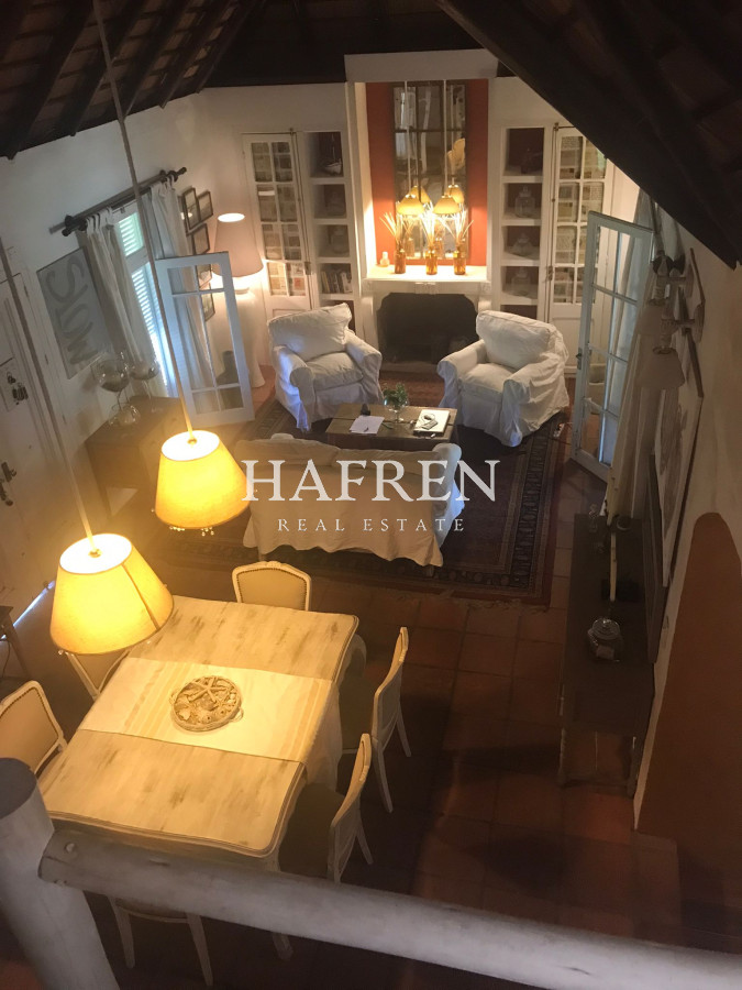 Casa ID.440 - Casa de 4 dormitorios - Pinares 