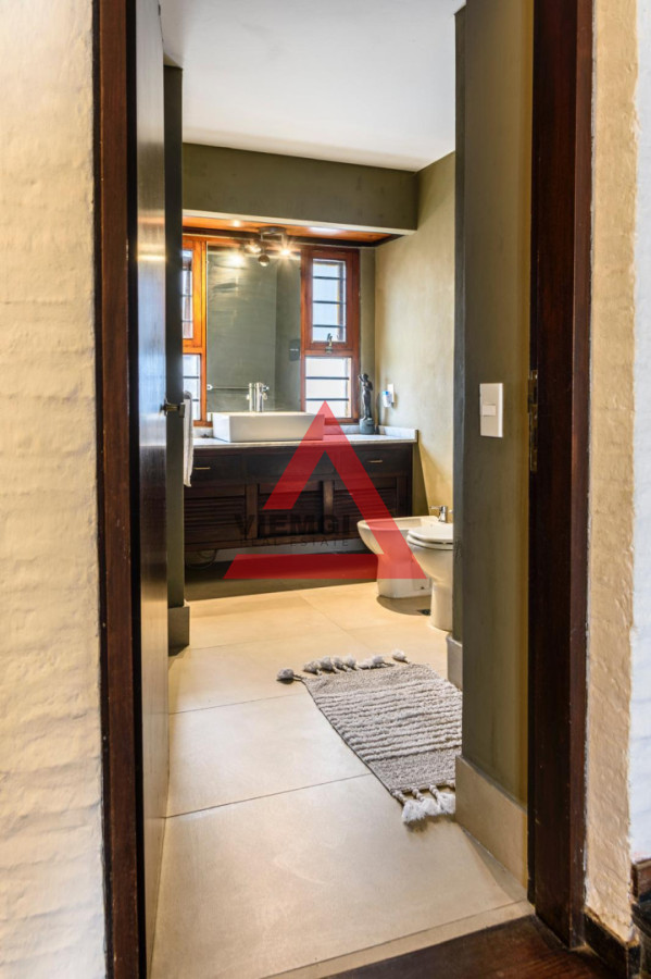 Casa ID.299 - Venta Casa 5 dormitorios Península con Vista al Mar y Garaje 