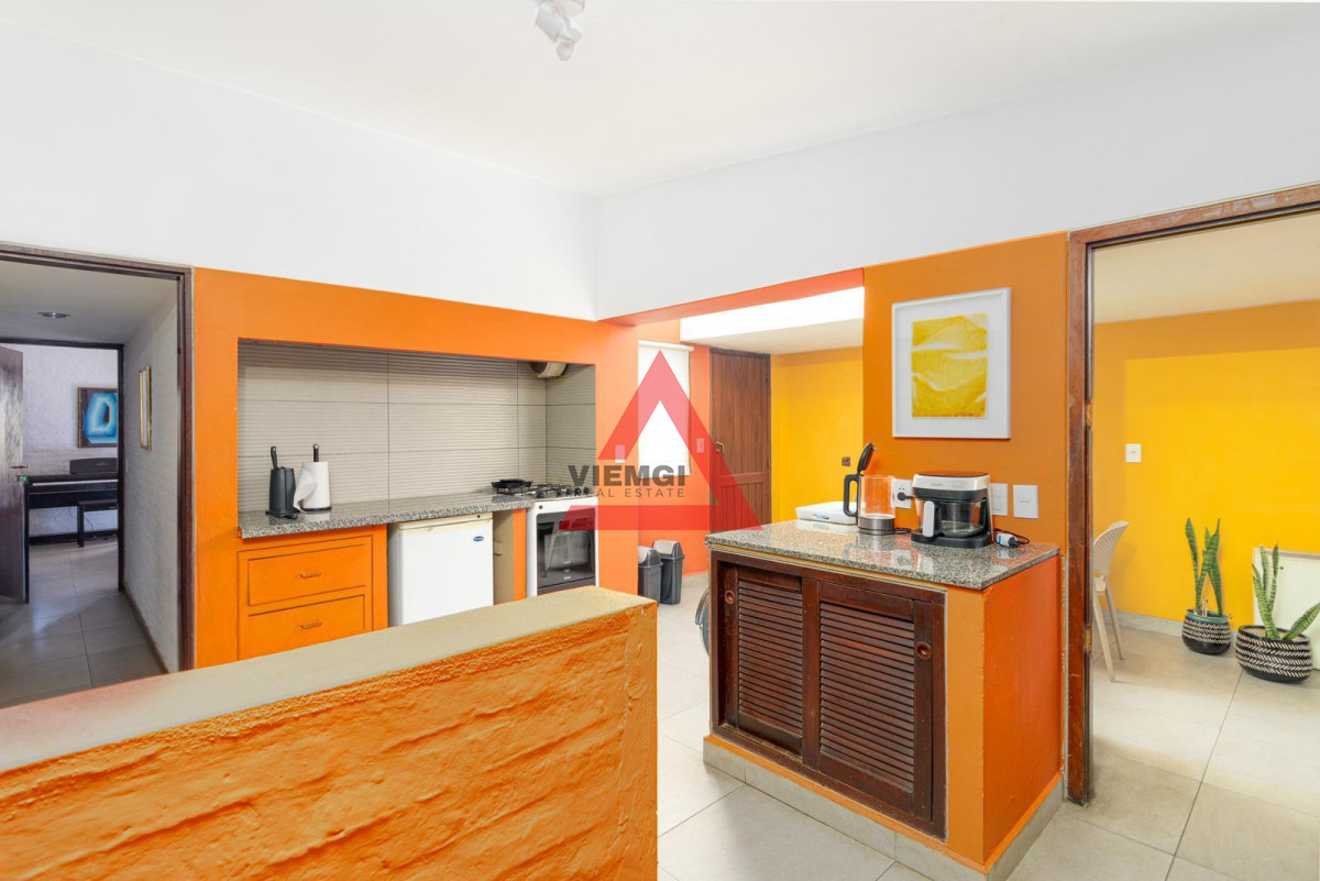 Casa ID.299 - Venta Casa 5 dormitorios Península con Vista al Mar y Garaje 