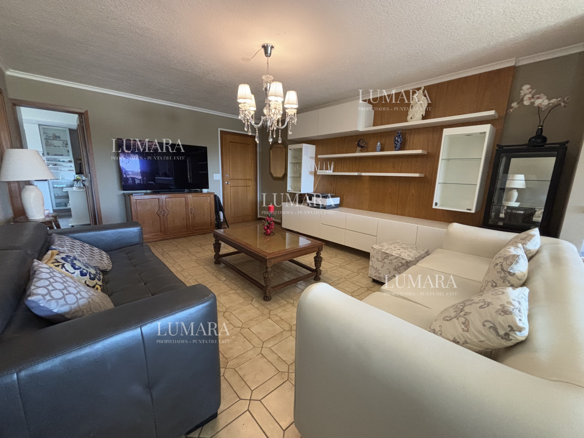 Apartamento ID.1132 - Apartamento en Zona Shopping - Punta del Este