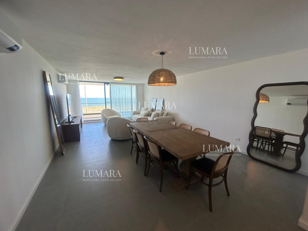 Apartamento ID.3350 - Apartamento de 3 dormitorios en alquiler, Punta del Este