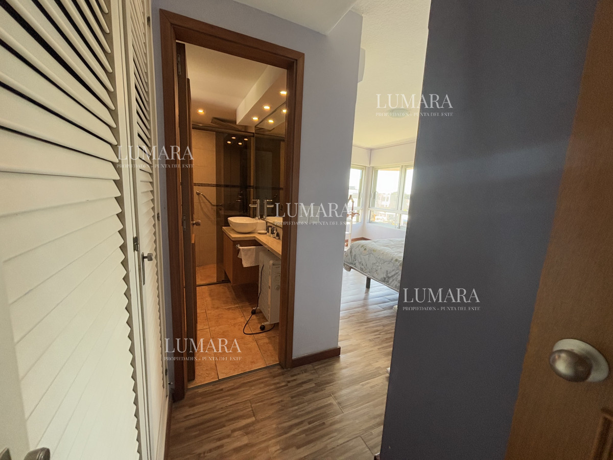 Apartamento ID.1132 - Apartamento en Zona Shopping - Punta del Este