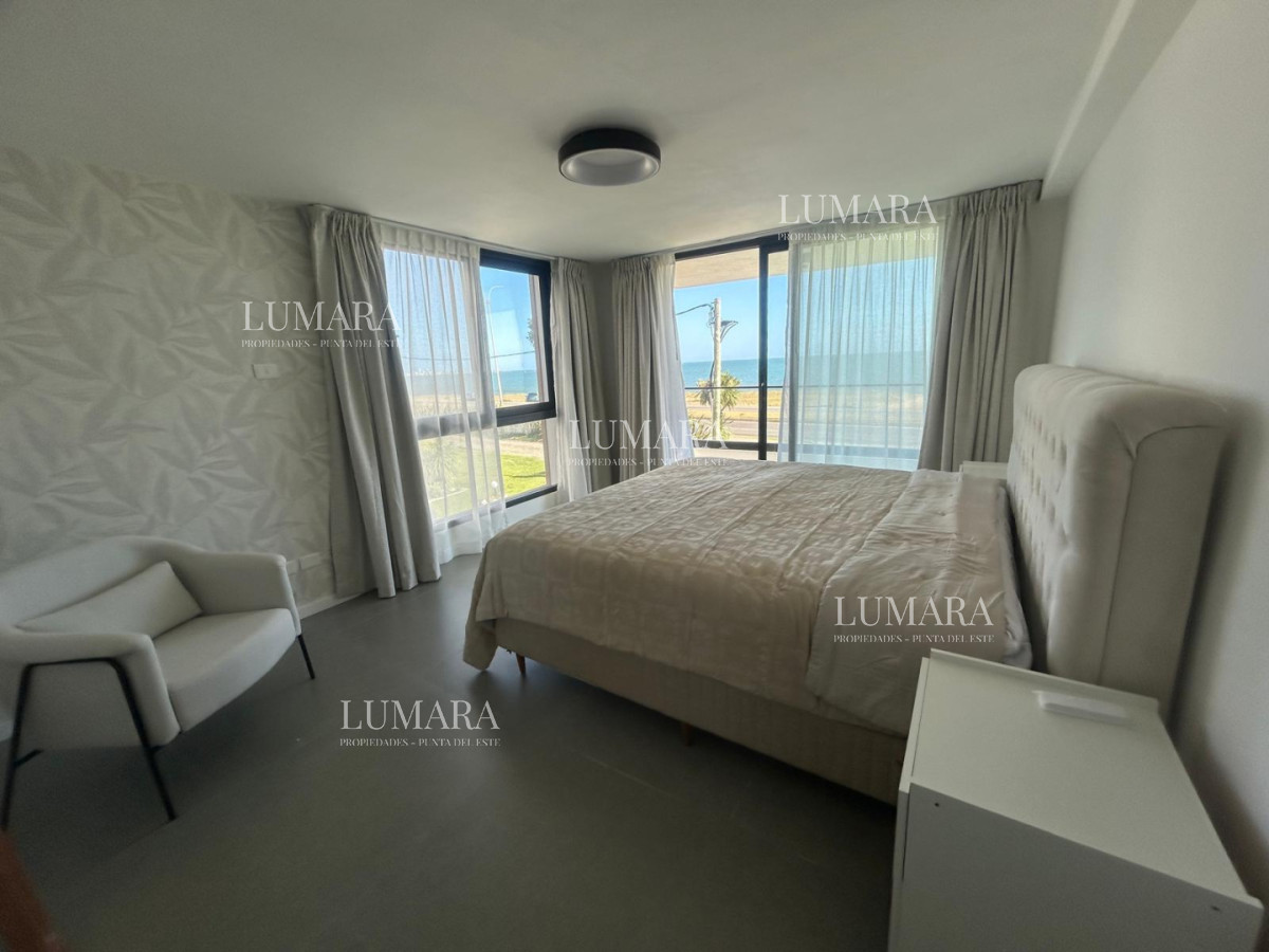 Apartamento ID.3350 - Apartamento de 3 dormitorios en alquiler, Punta del Este