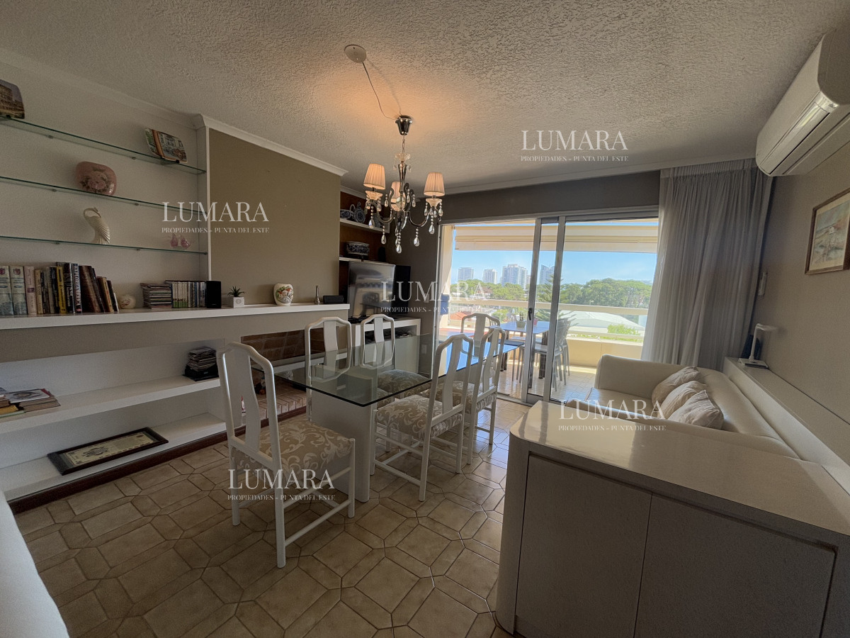 Apartamento ID.1132 - Apartamento en Zona Shopping - Punta del Este