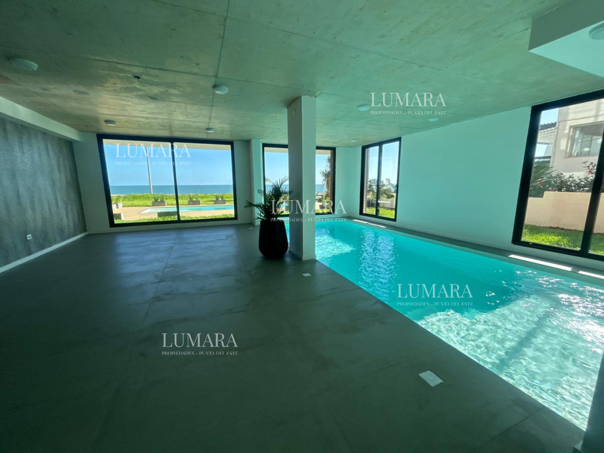 Apartamento ID.3350 - Apartamento de 3 dormitorios en alquiler, Punta del Este