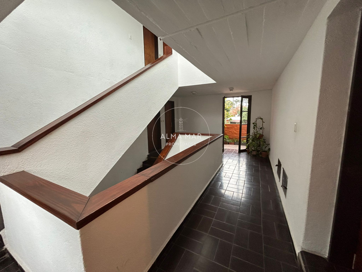 Apartamento ID.899 - Apartamento de 3 dormitorios, Venta , Apta para Banco,