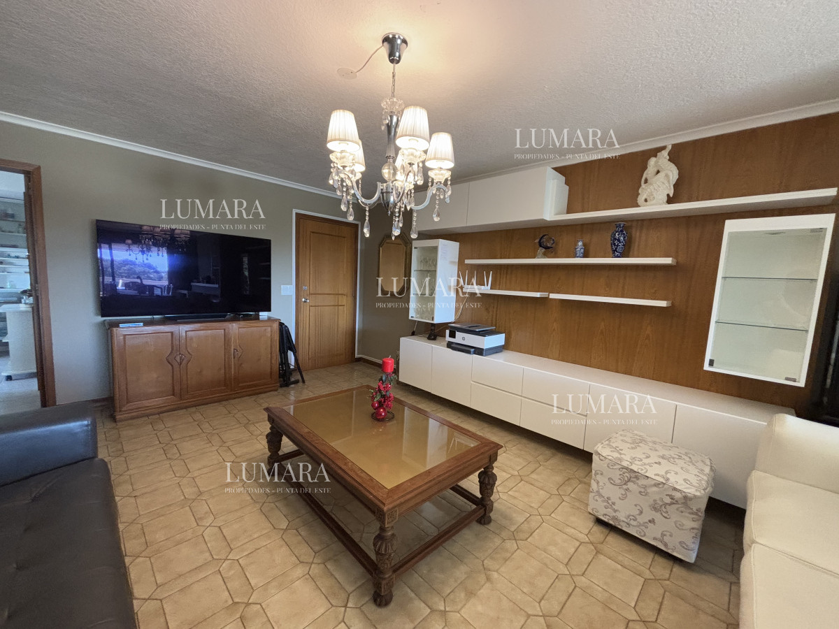 Apartamento ID.1132 - Apartamento en Zona Shopping - Punta del Este