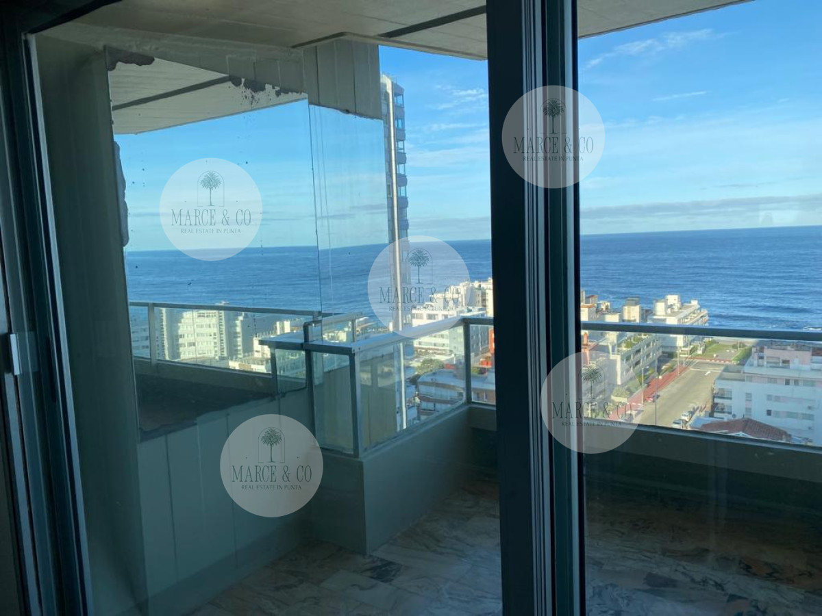 Apartamento ID.628 - IMPRESIONANTE VISTA . PENINSULA.  3 DORMITORIOS 