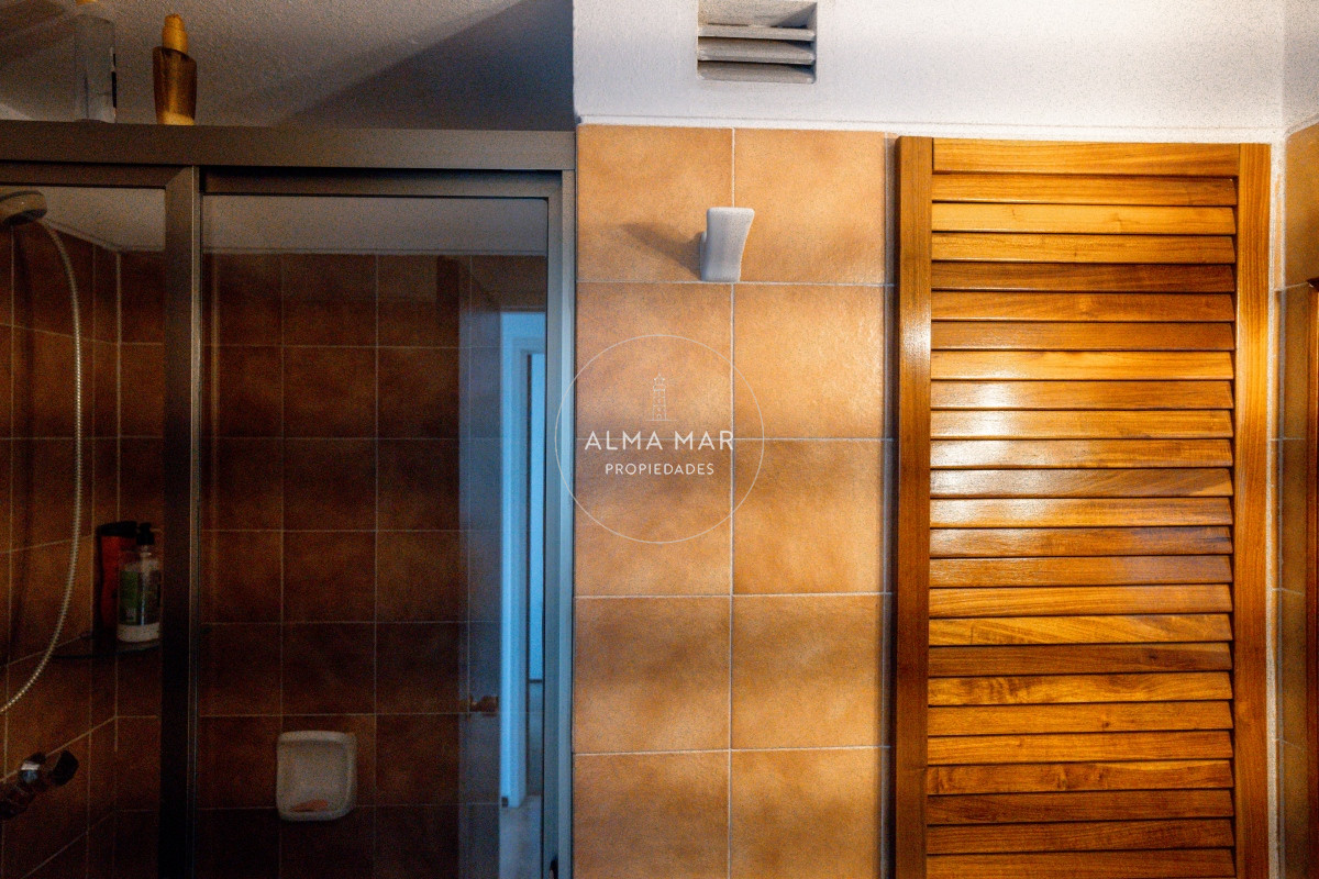 Apartamento ID.1040 - Apartamento en  PARQUEMAR R A LA VENTA 2 DORMITORIOS CON PISCINA CLIMATIZADA OPORTUNIDAD PRECIO REBAJADO