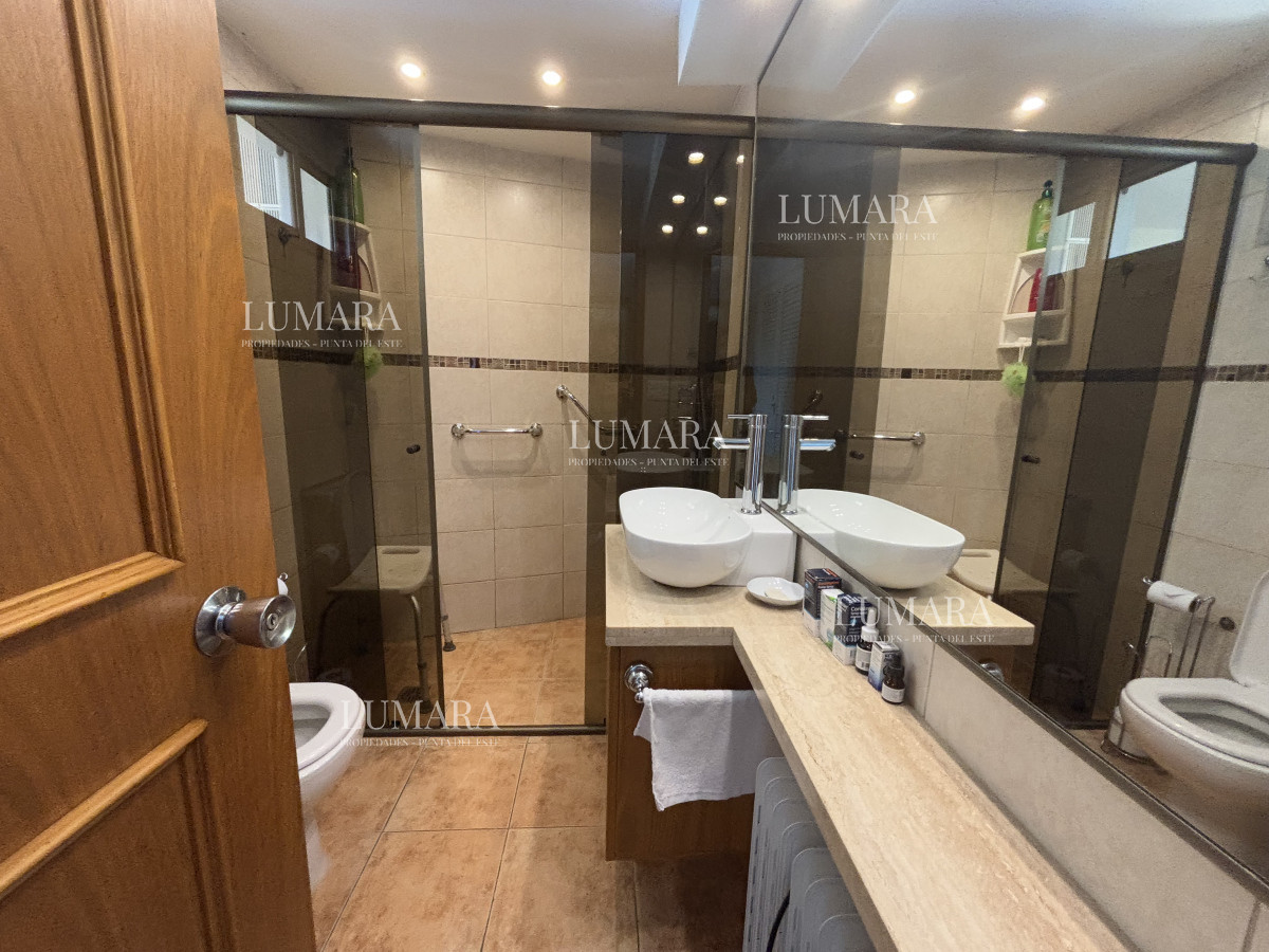 Apartamento ID.1132 - Apartamento en Zona Shopping - Punta del Este