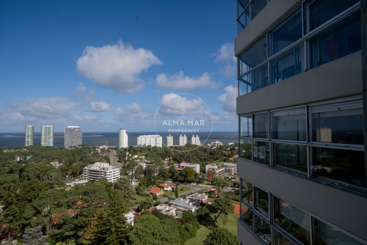 Apartamento ID.1040 - Apartamento en  PARQUEMAR R A LA VENTA 2 DORMITORIOS CON PISCINA CLIMATIZADA OPORTUNIDAD PRECIO REBAJADO