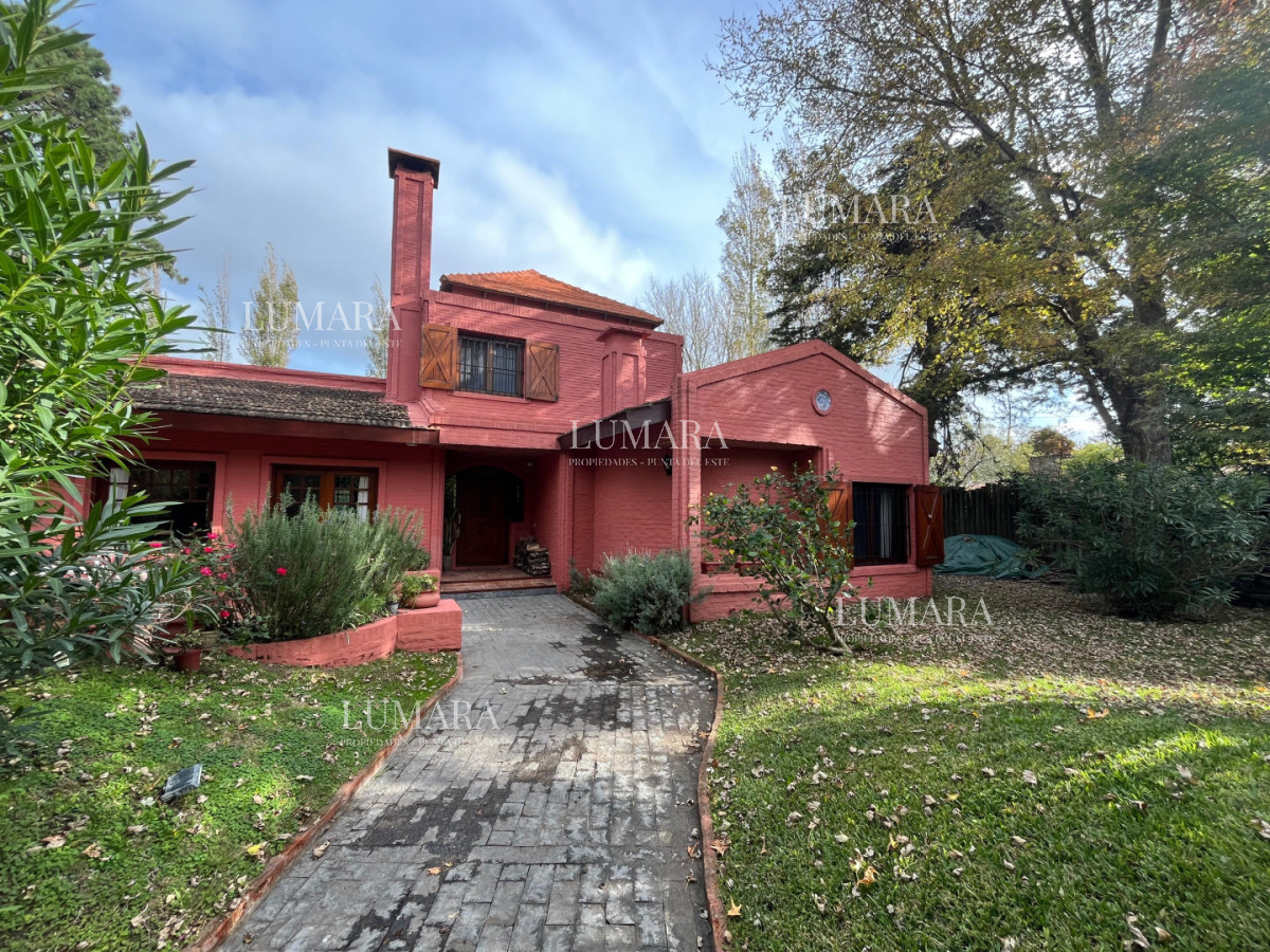 Casa ID.3400 - Casa a la venta en San Rafael 
