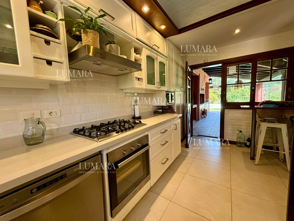 Casa ID.3400 - Casa a la venta en San Rafael 