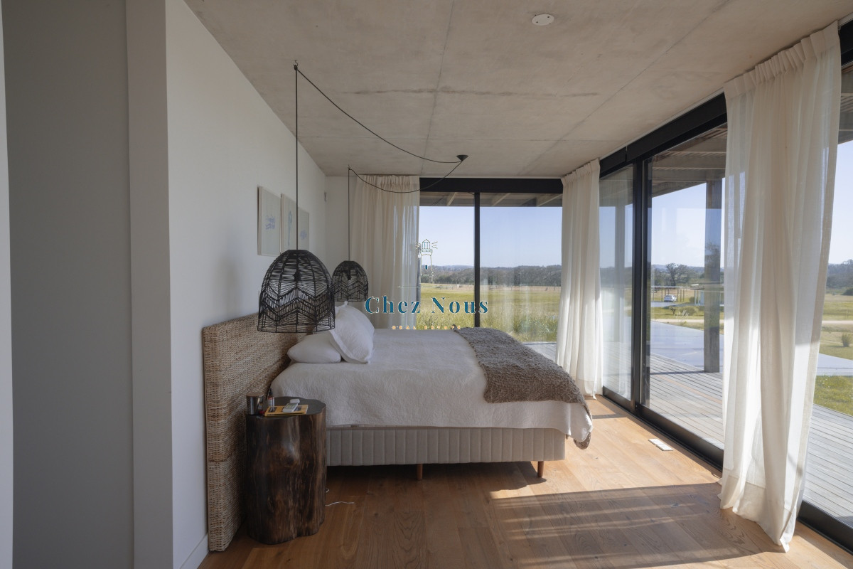 Casa ID.1201 - Hermosa casa en el Quijote- 3 dormitorios + dependencia de servicio con baño. DISPONIBLE EN ALQUILER ANUAL A PARTIR DE MARZO 2025