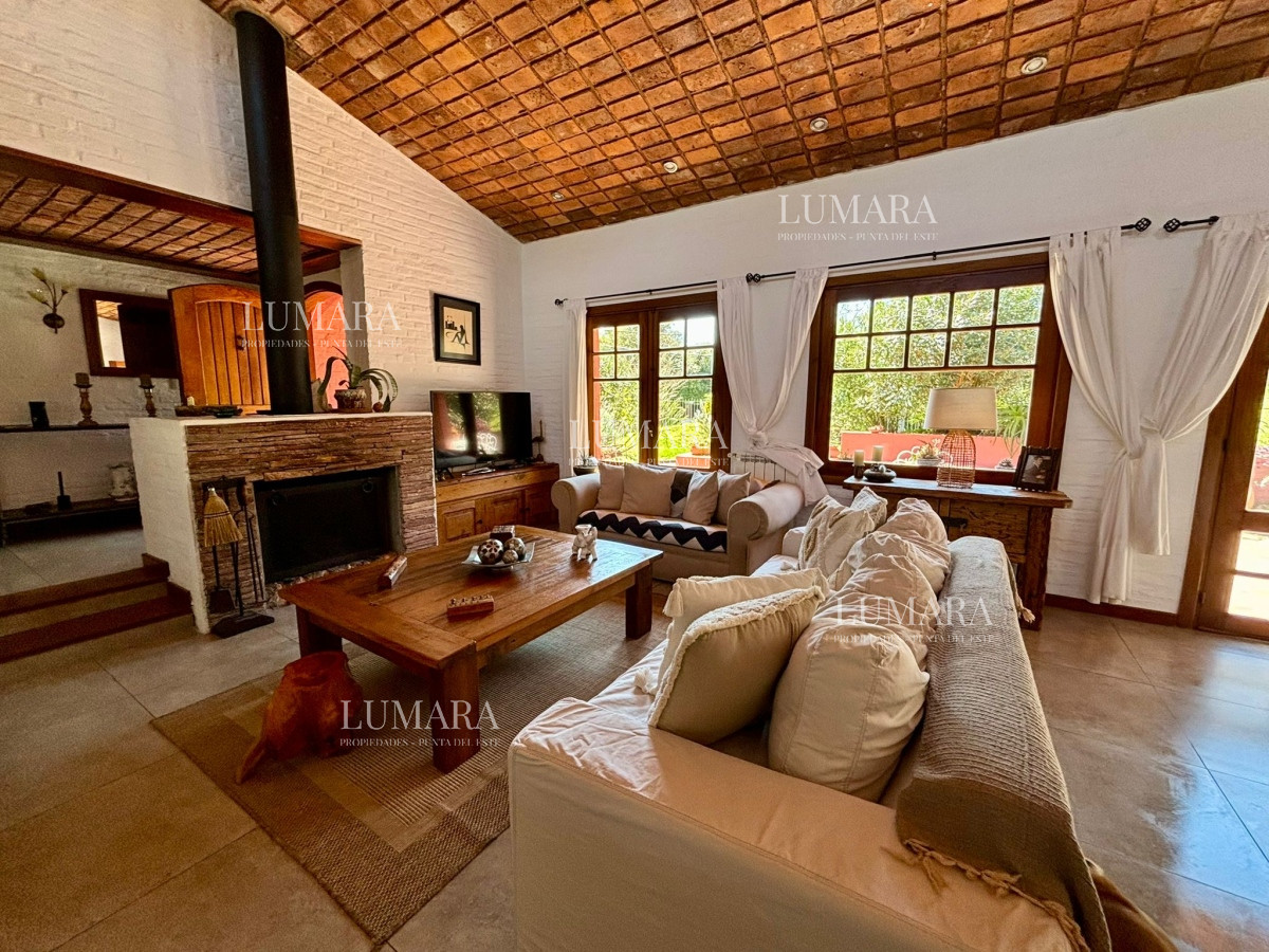 Casa ID.3400 - Casa a la venta en San Rafael 