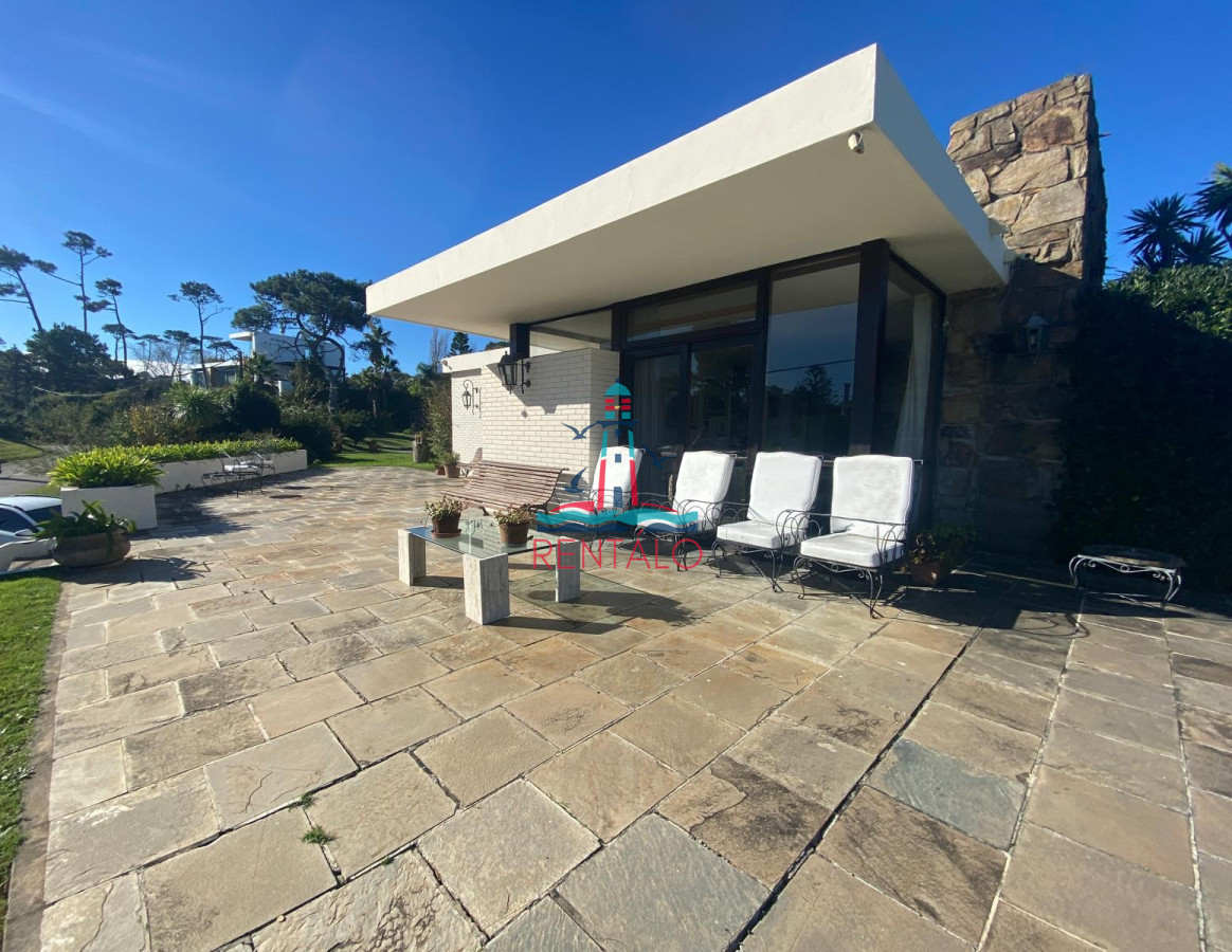 Casa ID.427 - Casa de 3 dormitorios en Alquiler Anual - Punta del Este 