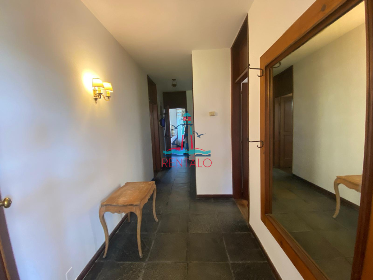 Casa ID.427 - Casa de 3 dormitorios en Alquiler Anual - Punta del Este 