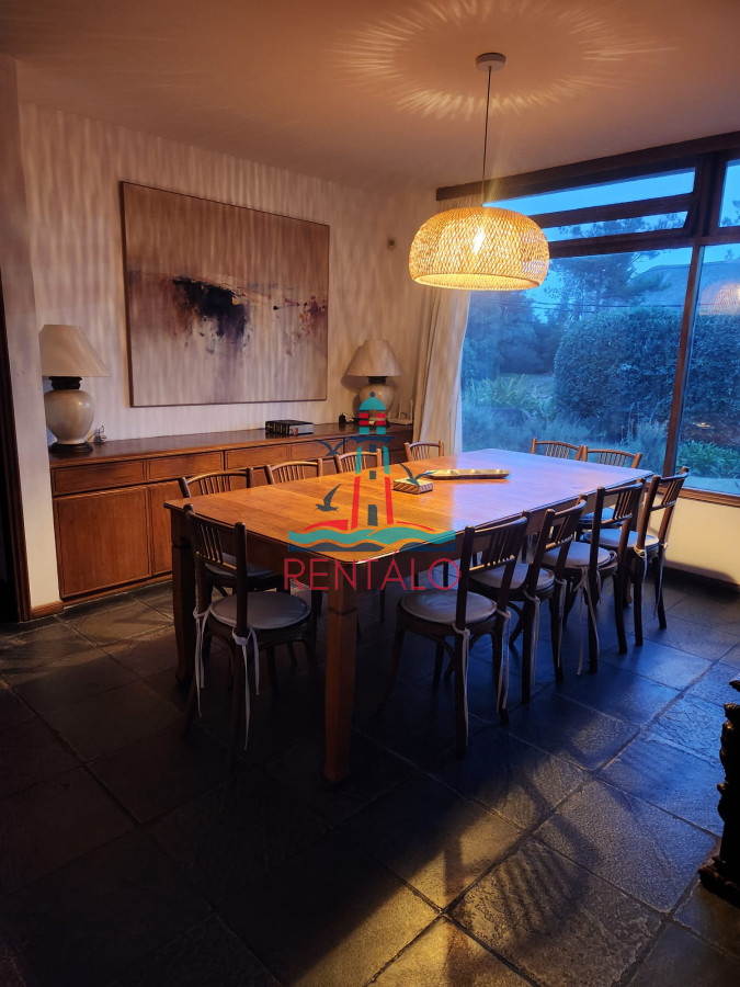 Casa ID.427 - Casa de 3 dormitorios en Alquiler Anual - Punta del Este 