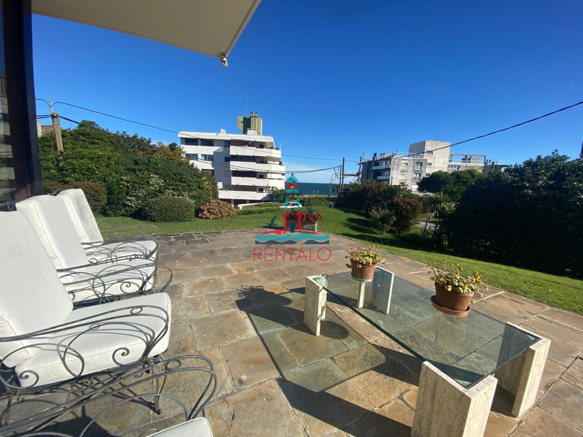 Casa ID.427 - Casa de 3 dormitorios en Alquiler Anual - Punta del Este 