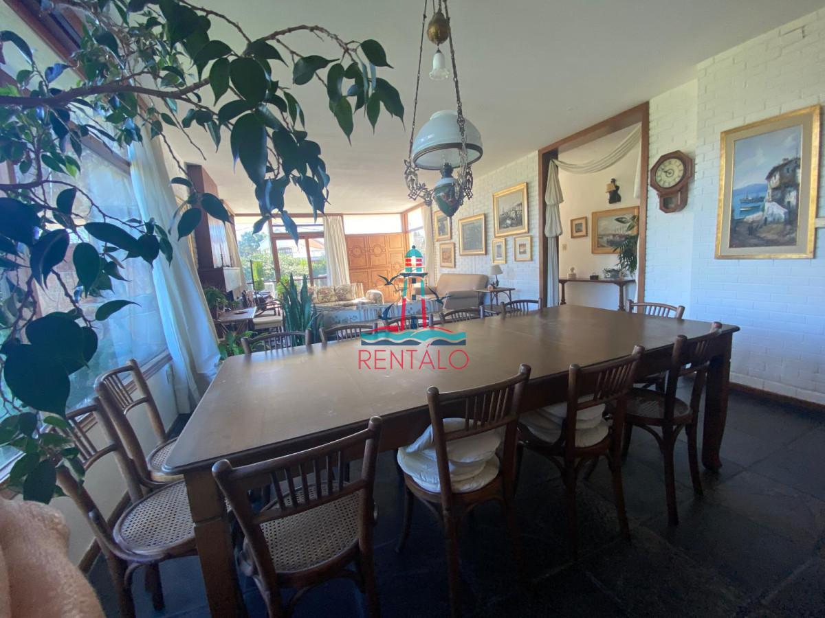 Casa ID.427 - Casa de 3 dormitorios en Alquiler Anual - Punta del Este 