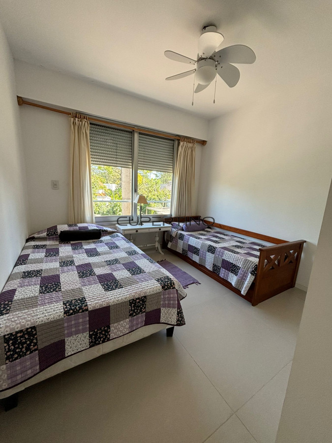 Casa en Pinares !! ALQUILER ANUAL Y VENTA CON PISCINA, ESTUFA A LEÑA Y LOSA RADIANTE — foto 6