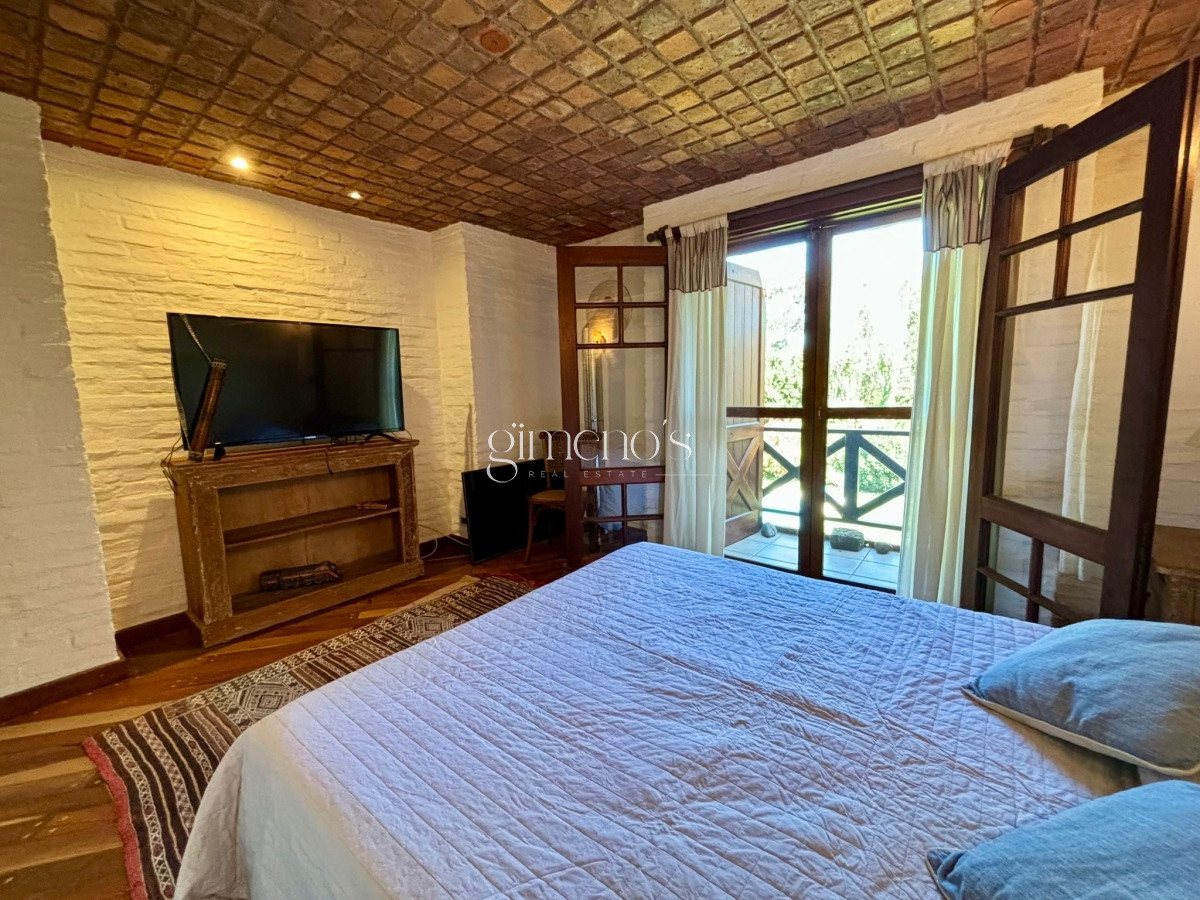 Casa ID.1328 - Casa a la venta en San Rafael 5 Dormitorios - Punta del Este