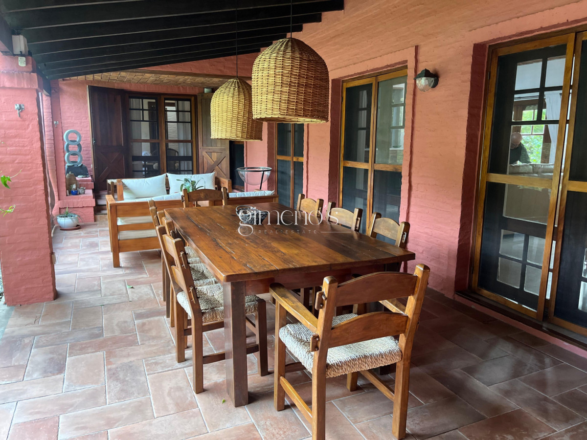 Casa ID.1328 - Casa a la venta en San Rafael 5 Dormitorios - Punta del Este