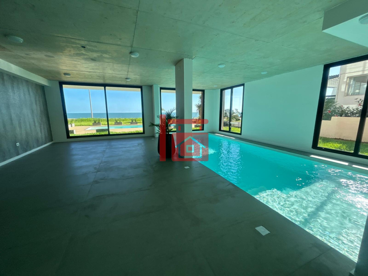 Apartamento ID.711 - Apartamento de 3 dormitorios en alquiler, Punta del Este