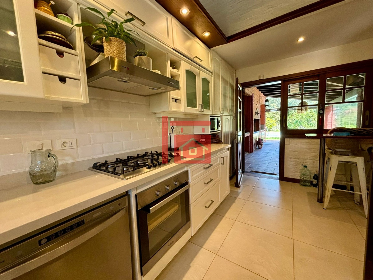 Casa ID.720 - Casa a la venta en San Rafael 
