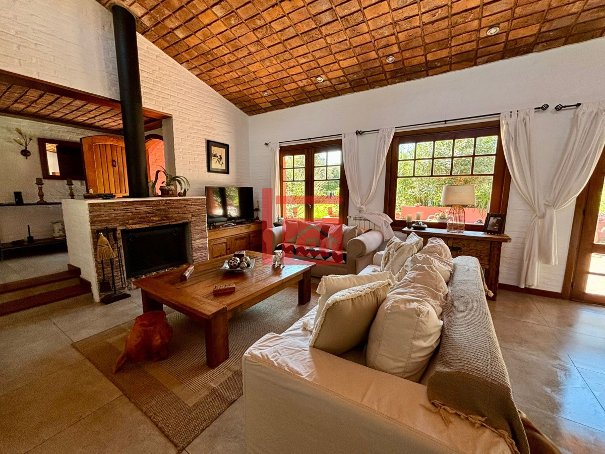 Casa ID.720 - Casa a la venta en San Rafael 