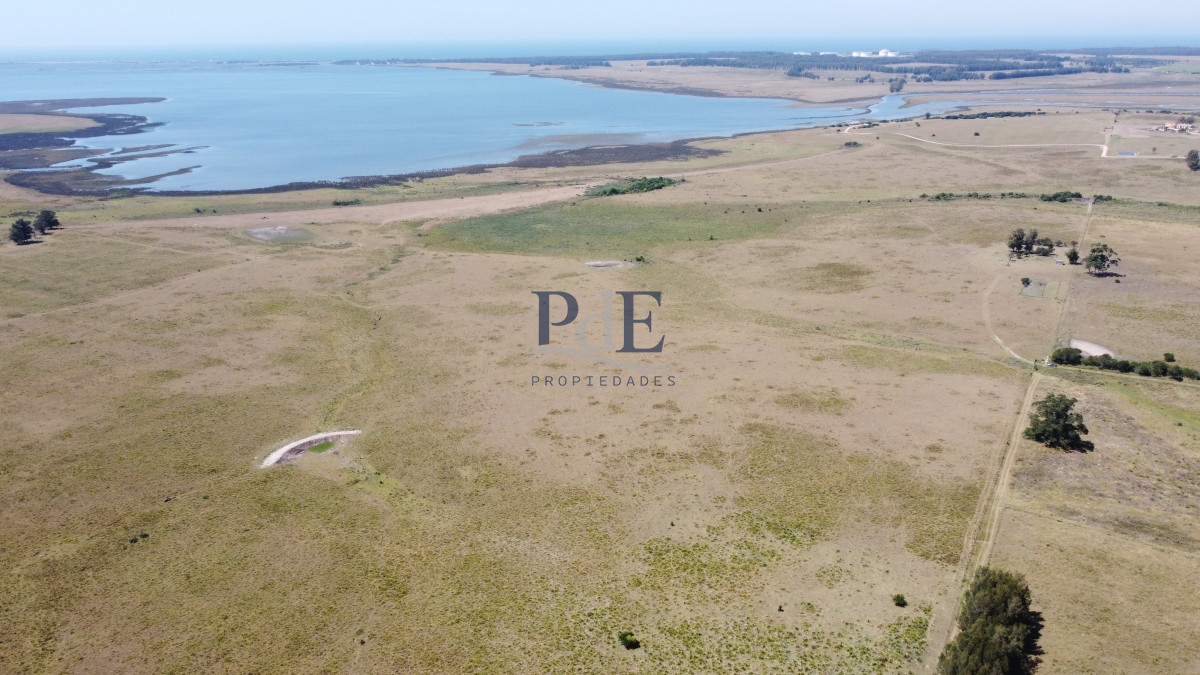 Chacra en venta | 30 hectáreas en José Ignacio con costa sobre laguna