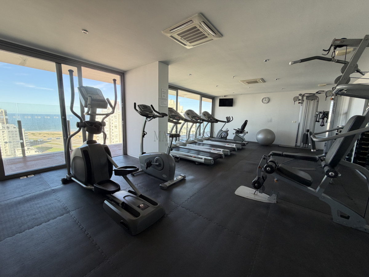 Apartamento ID.224 - Apartamento de 3 dormitorios en venta, Punta del Este