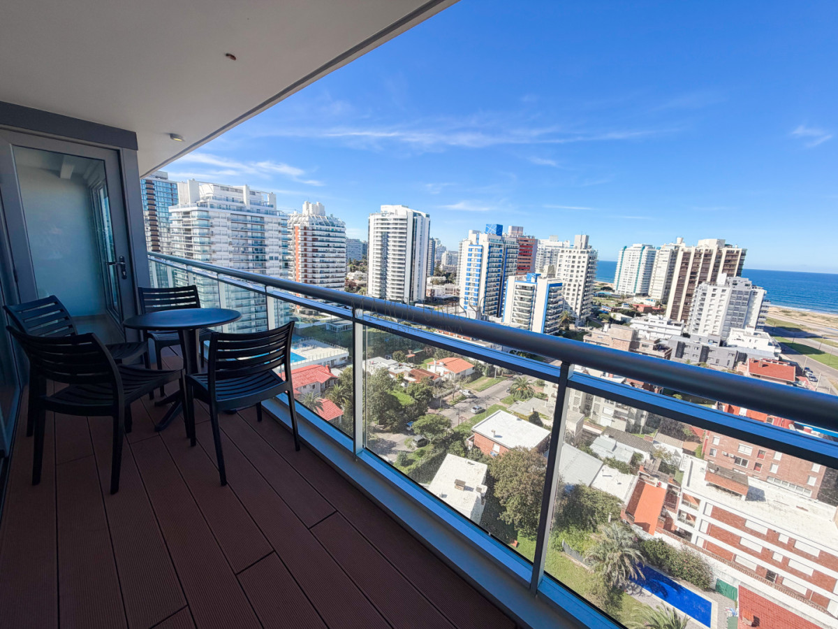 Apartamento ID.224 - Apartamento de 3 dormitorios en venta, Punta del Este