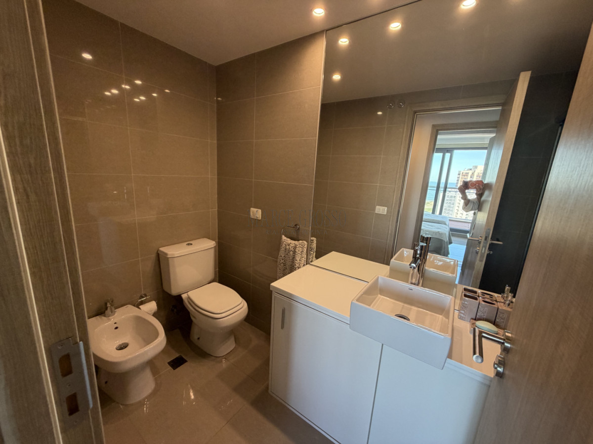 Apartamento ID.224 - Apartamento de 3 dormitorios en venta, Punta del Este