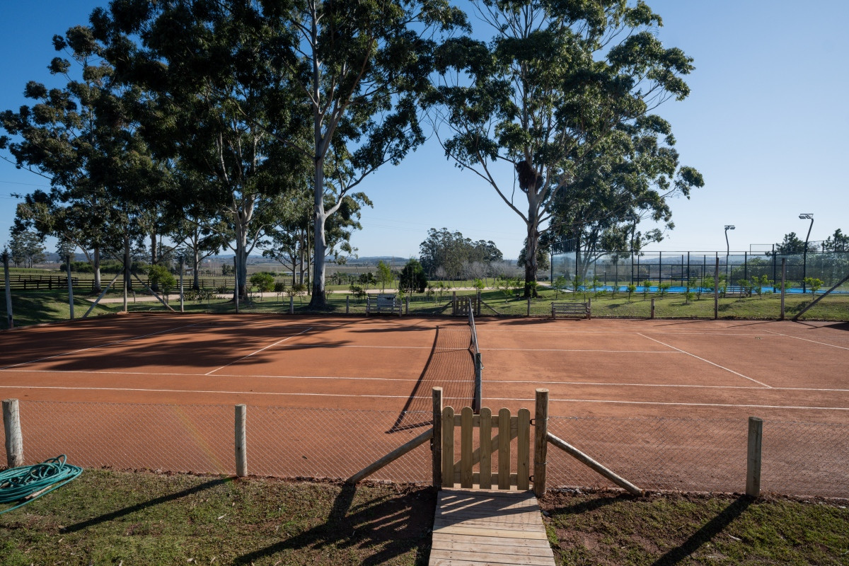 Casa ID.30 - Hermosa casa en el Quijote- 3 dormitorios + dependencia de servicio con baño. DISPONIBLE EN ALQUILER ANUAL A PARTIR DE MARZO 2025