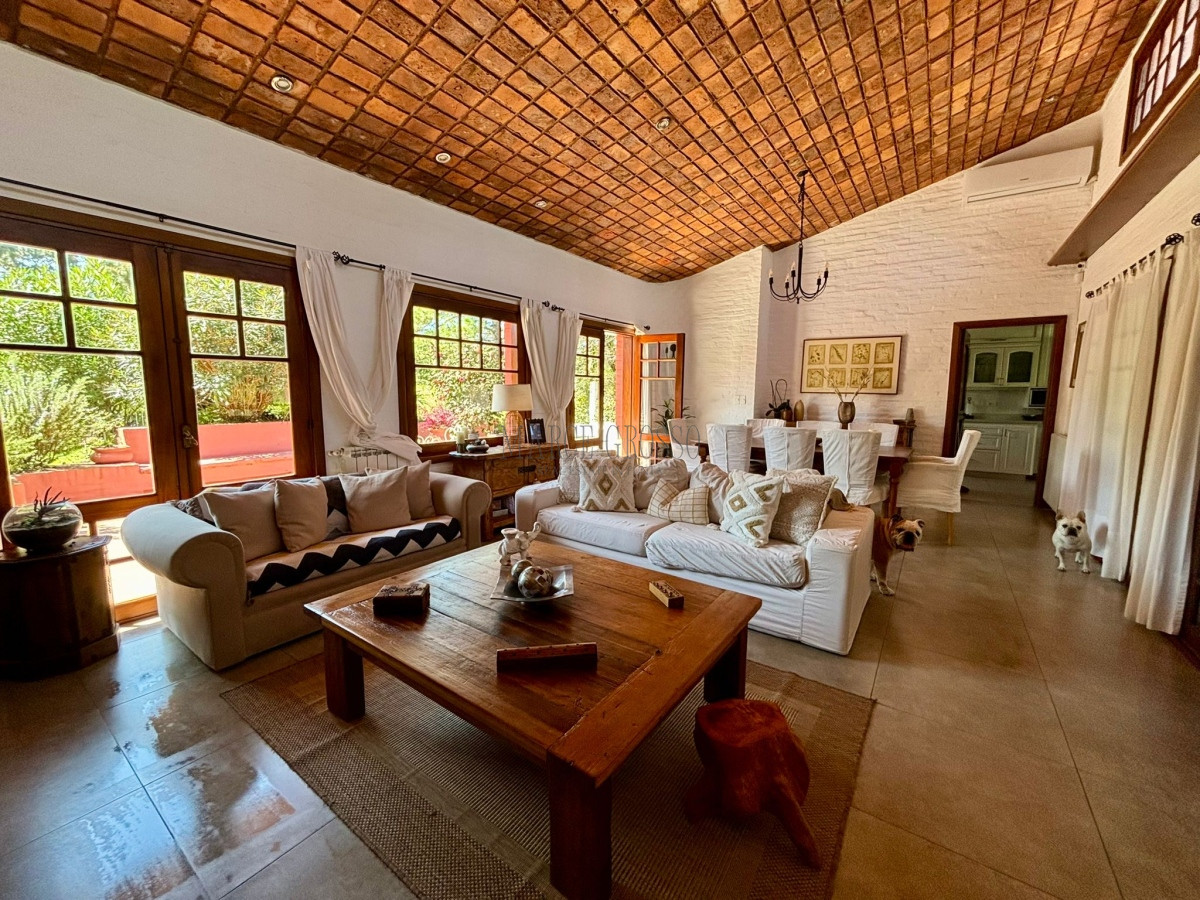 Casa ID.249 - Casa a la venta en San Rafael 
