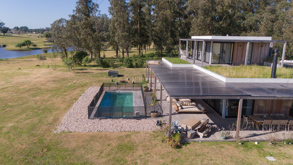 Casa ID.30 - Hermosa casa en el Quijote- 3 dormitorios + dependencia de servicio con baño. DISPONIBLE EN ALQUILER ANUAL A PARTIR DE MARZO 2025