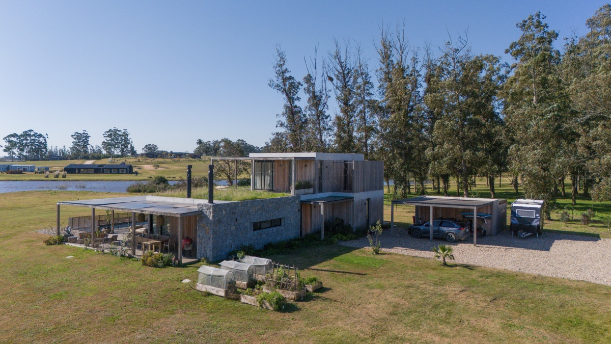 Casa ID.30 - Hermosa casa en el Quijote- 3 dormitorios + dependencia de servicio con baño. DISPONIBLE EN ALQUILER ANUAL A PARTIR DE MARZO 2025