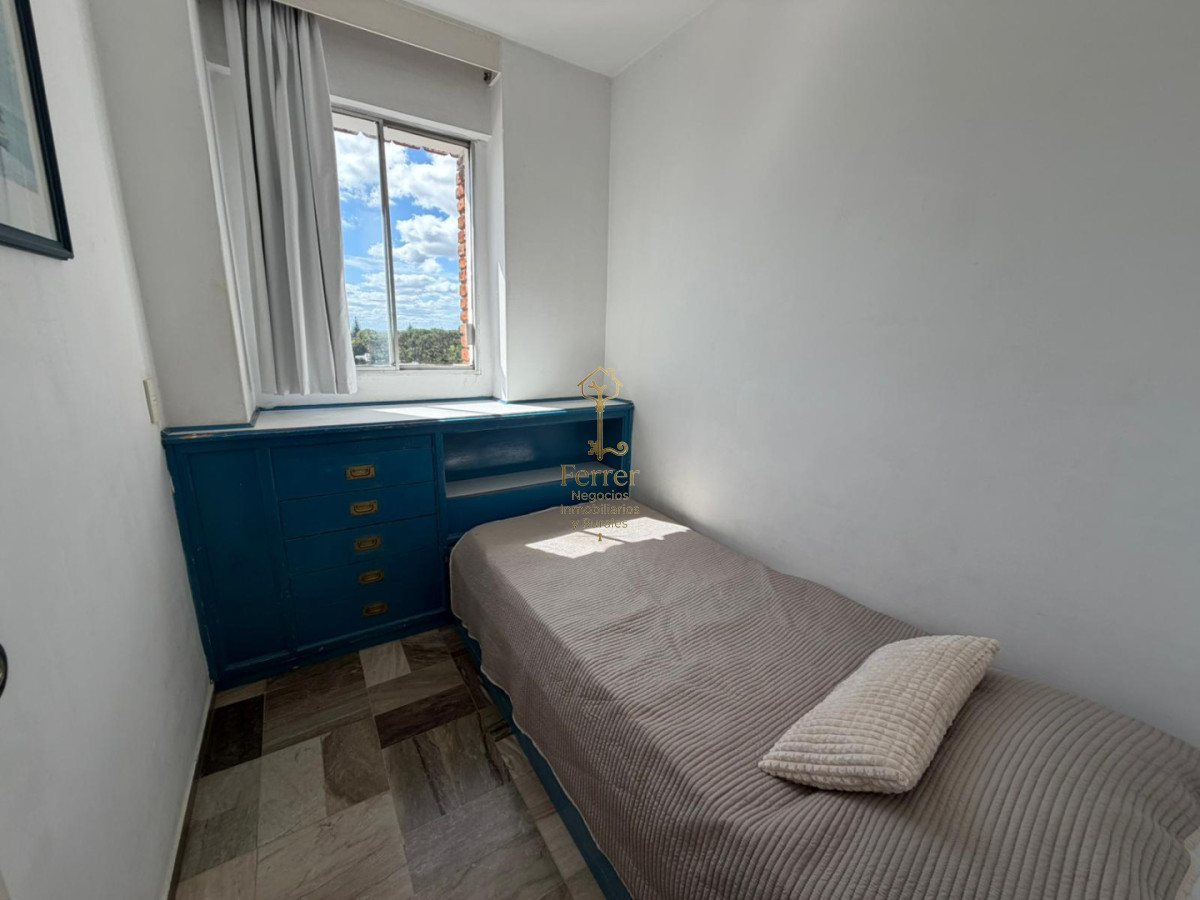 Apartamento ID.755 - Apartamento 2 dormitorios y medio -  piso alto PUNTA DEL ESTE