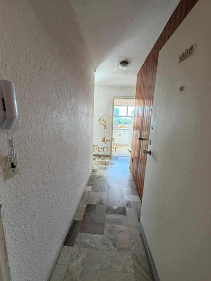 Apartamento ID.755 - Apartamento 2 dormitorios y medio -  piso alto PUNTA DEL ESTE