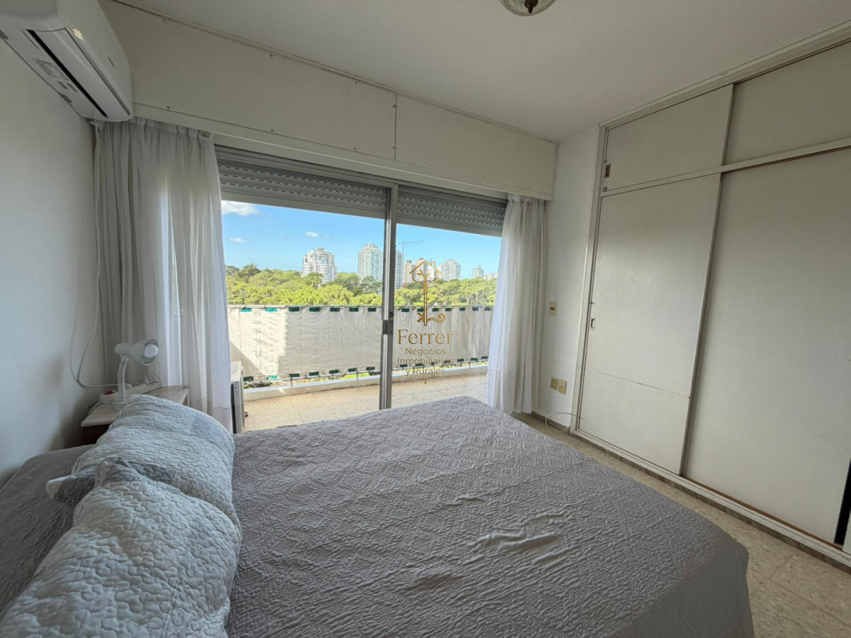 Apartamento ID.755 - Apartamento 2 dormitorios y medio -  piso alto PUNTA DEL ESTE