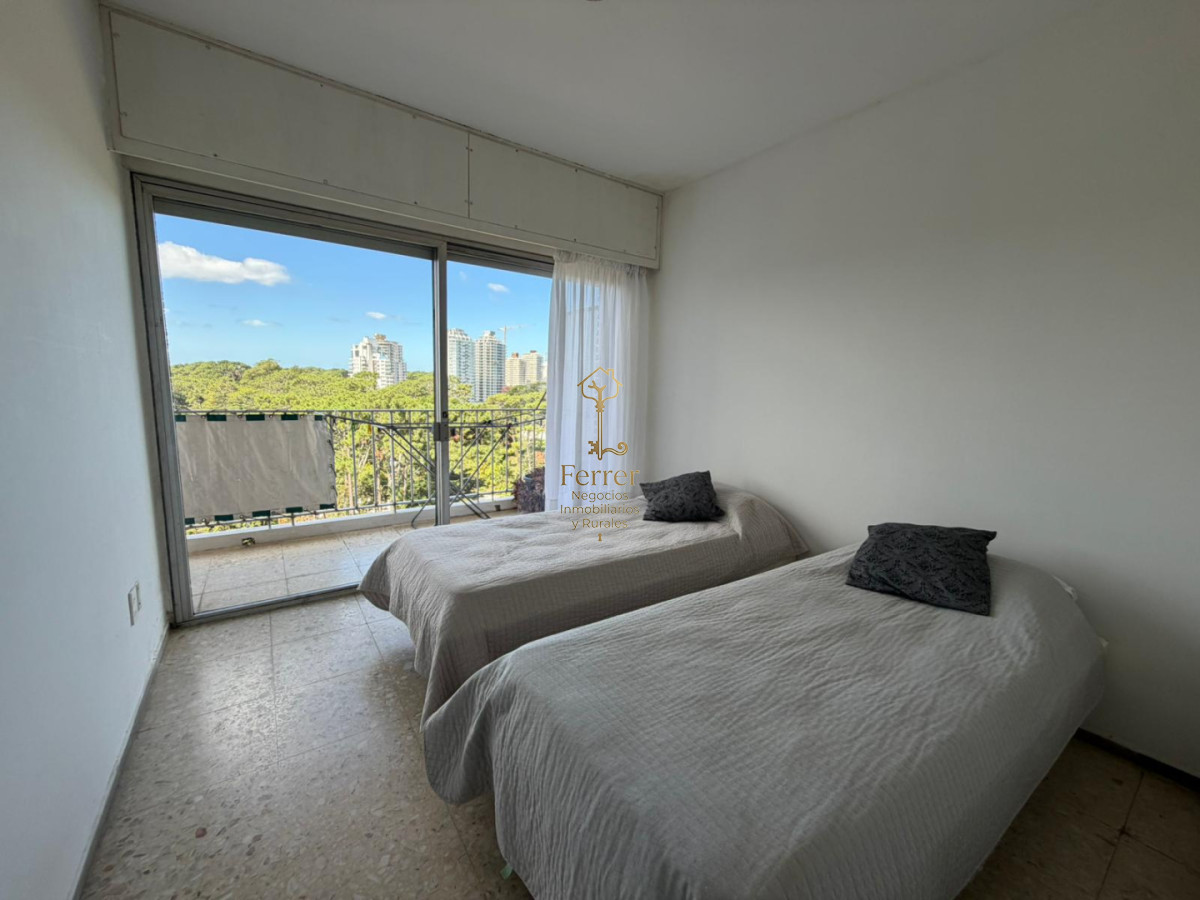 Apartamento ID.755 - Apartamento 2 dormitorios y medio -  piso alto PUNTA DEL ESTE