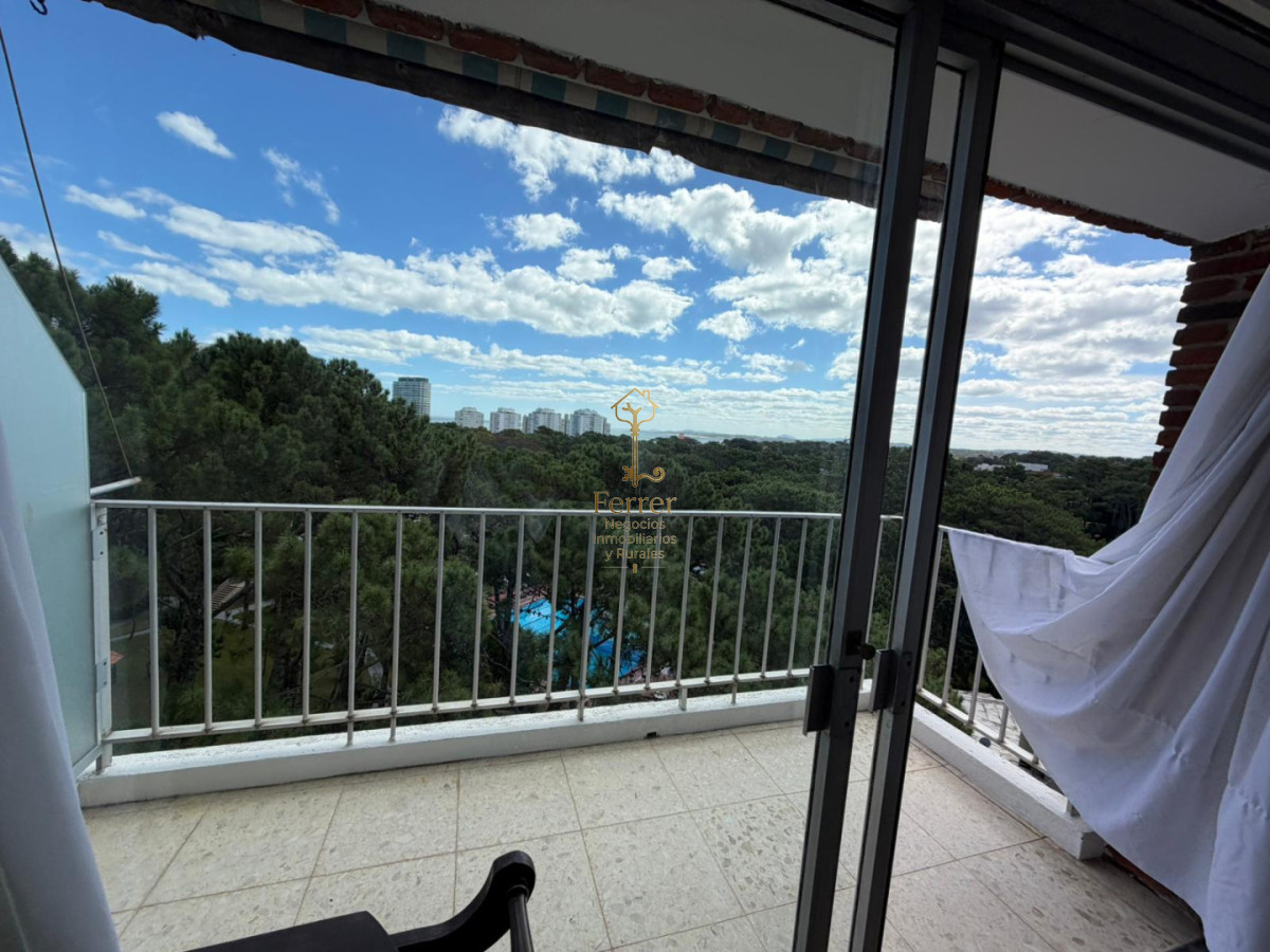 Apartamento ID.755 - Apartamento 2 dormitorios y medio -  piso alto PUNTA DEL ESTE