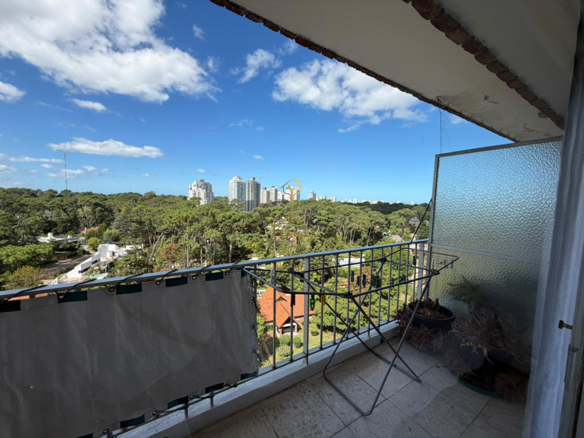 Apartamento ID.755 - Apartamento 2 dormitorios y medio -  piso alto PUNTA DEL ESTE