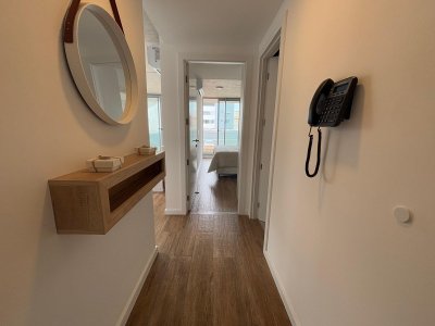 Apartamento de 1 dormitorio en ALQUILER  TEMPORADA- Península  - BYH4058A