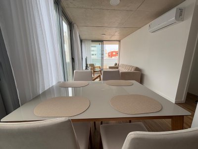 Apartamento de 1 dormitorio en ALQUILER  TEMPORADA- Península  - BYH4058A